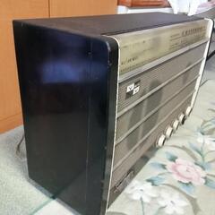 昭和レトロ　 大型ラジオ　SANYO SF950 　アンティークの画像