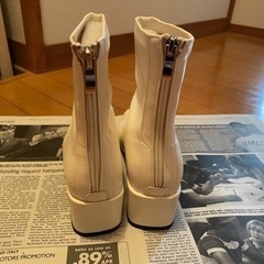 【新品未使用】AIMOHAブーツの画像