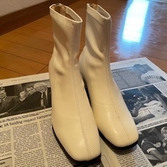 【新品未使用】AIMOHAブーツの画像