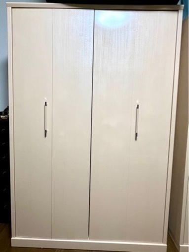 お値下げ　折戸式クローゼット（洋服タンス）美品
