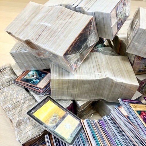 遊戯王カード 大量おまとめ約２４kg 12000枚以上