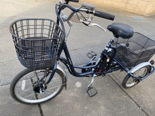 電動アシスト自転車　三輪車