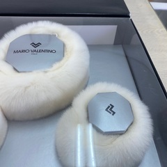 新品　MARIO VALENTINO マリオチョーカー　カブスセット　ホワイト　 A-1の画像