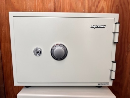 日本製　耐火金庫　幅480×奥行き430×高368mm