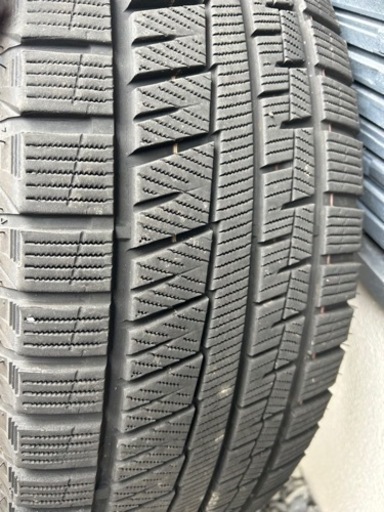 215/60R17  SUV スタッドレスタイヤ