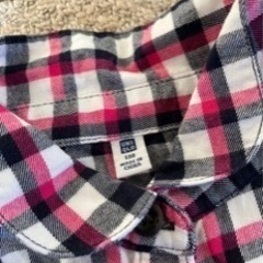 美品　ユニクロ　チェックシャツ　130の画像