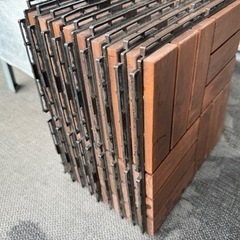 IKEAウッドデッキ 屋外用の画像