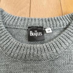 【希少】アーバンリサーチ刺繍BEATLES公認セーター長袖グレーMの画像