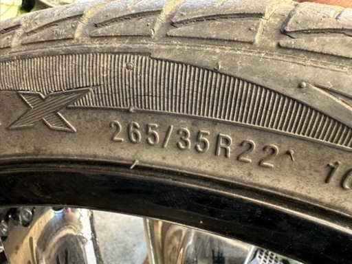 値下げしました。　22インチホイールタイヤ　ランクル　サーフ