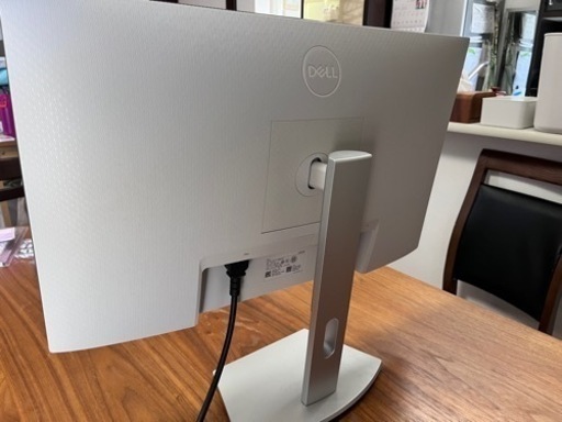 【週末値下中】dellモニター中古美品