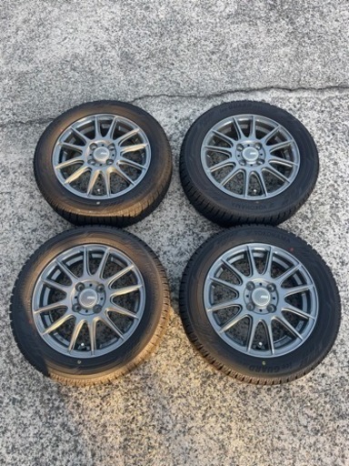 スタッドレスタイヤ