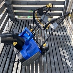 電動除雪機『除雪くん』コンセント式(延長コード付き)　✨最終価格✨　                                                                    引取り等でお困りの方ご相談下さい。の画像