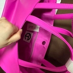 telfar ショルダーバッグ Mサイズ アザレア ピンクの画像