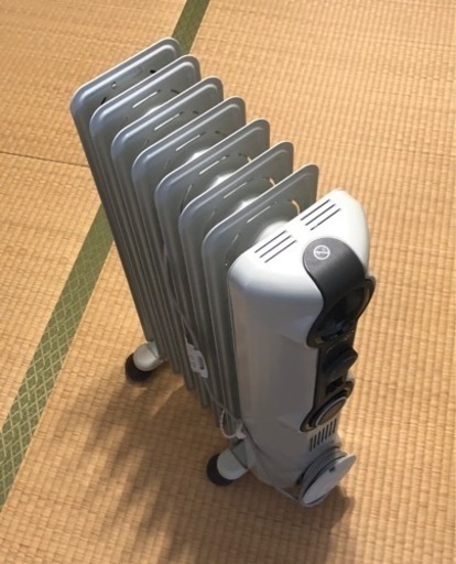 (決定)デロンギ(DeLonghi) オイルヒーター [8~10畳用] ゼロ風暖房 ホワイト HJ0812