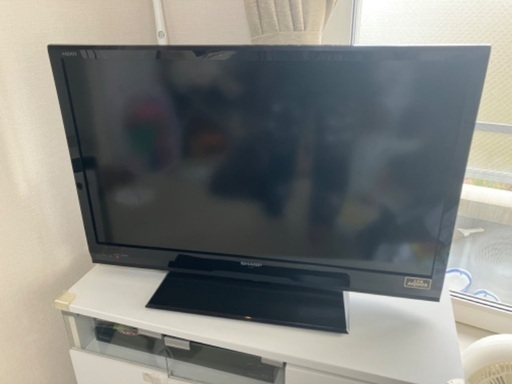 液晶テレビ　SHARP AQUOS