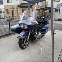 ハーレーダビットソンDHLーSFXサイドカー付きの画像