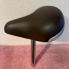 【新品】  自転車のサドル ☆ ブラウンの画像