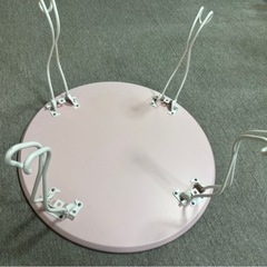 【譲渡完了】ピンクと白の円テーブル差し上げますの画像