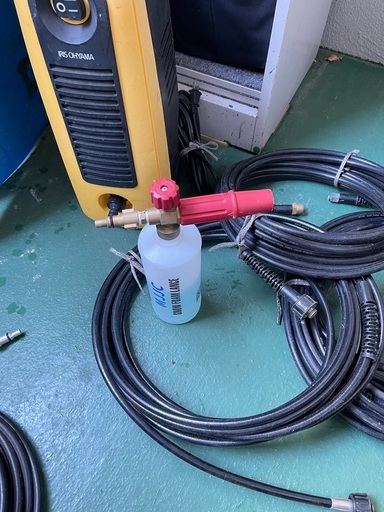 高圧洗浄機、泡洗浄付き