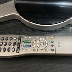 SHARP AQUOS 32型テレビ(テレビ台付き)の画像