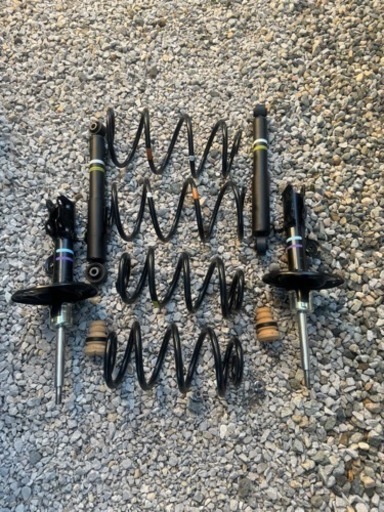 アルファード　純正サスペンション