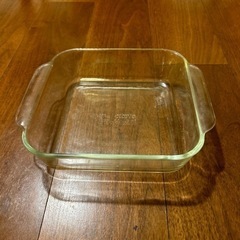 ガラス容器