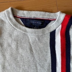 トミーヒルフィガー　TOMMY トップスの画像