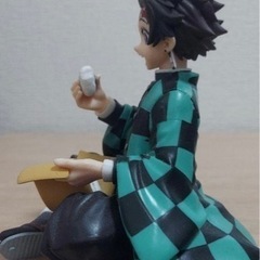 【鬼滅の刃】プレミアムちょこのせフィギュア人気の【竈門炭治郎)の画像