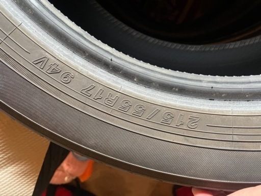 215/55R17 サマータイヤ　バリ溝