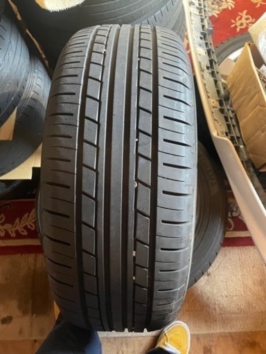 215/55R17 サマータイヤ　バリ溝
