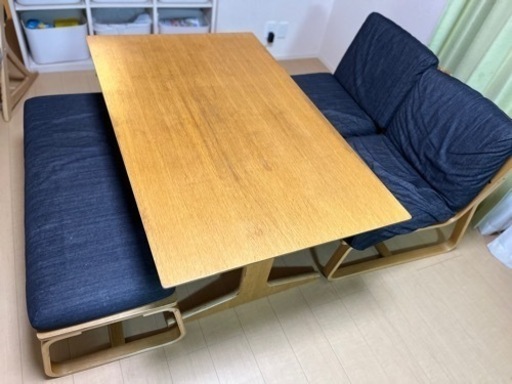 無印良品　リビングでもダイニングもつかえるテーブルセット