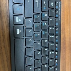 ELECOM bluetooth 無線キーボードの画像
