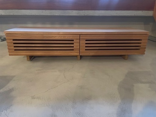 ウニコ　テレビボード　LIJN レイン