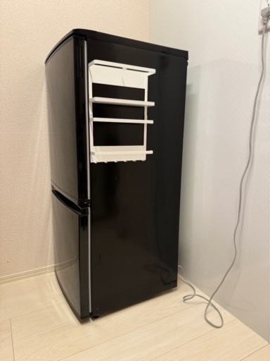 シャープ冷蔵庫　小型2ドア　137L