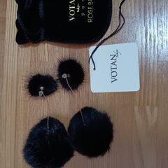 未使用品　ファーピアス　VOTAN　tokyo　ヴォタントーキョーの画像