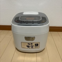アイリスオーヤマ　炊飯器　2018年製の画像