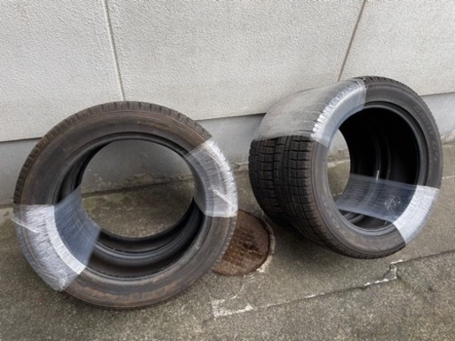 スタッドレスタイヤ　 TOYO トーヨー　GARIT GS  ２１５/５５　１７　94Q GR ４本