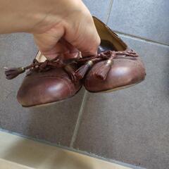 23.5cm ストロベリーフィールズパンプスの画像