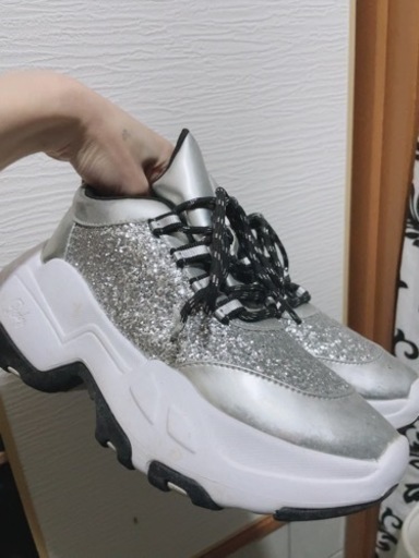 rady 厚底　ダットスニーカー