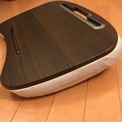 イーサプライ　膝上クッションテーブルの画像