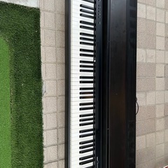 電子ピアノ
