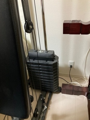 トレーニングマシン、トレーニングジム