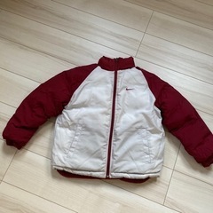 NIKEダウン　子供服130の画像