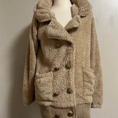 ローズファンファン　ふわふわ　コートの画像