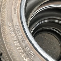 スタッドレスタイヤセット　205/55R16の画像