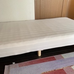シングル　マットレス足付き