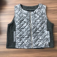 レディース服　ベスト　状態良好✨