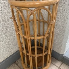 【無料】傘立て