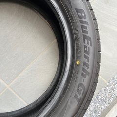  ヨコハマ BluEarth-GT 205/55 R 17 91V