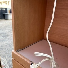 食器棚の画像
